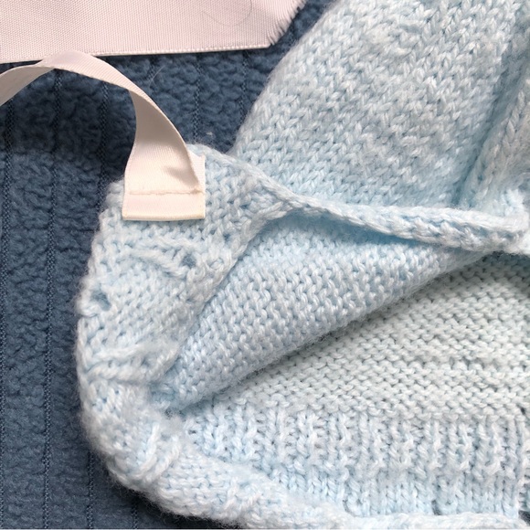 Hand knit baby sweater and bonnet - Picture 8 of 16